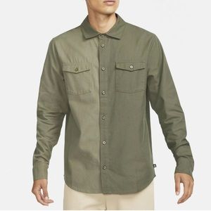 NWT Nike SB Button Down | Two Tone Green